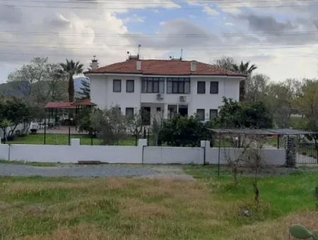 Muğla Ortaca Dalyanda Garten Möbliert / Unmöbliert 1 Freistehende Villa Zu Vermieten