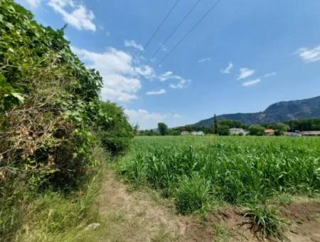 680M2 Schnäppchengrundstück, Das Sich Für Investitionen Eignet, Zum Verkauf An Der Grenze Von Dalyan In Ortaca Okçular