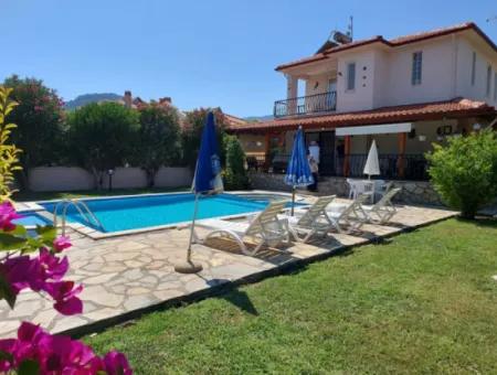 3 1 Villa Mit Pool Auf 580 M2 Freistehendem Grundstück In Dalyan, Muğla