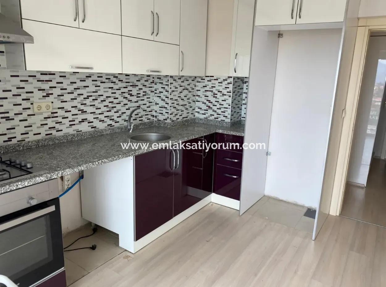 Mugla Ortaca Cumhuriyet Mah. 3 1 Closed Kitchen Apartment For Rent