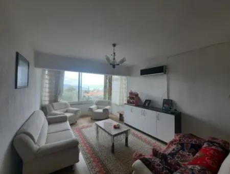 Villa With 200 M2 Lake View On 1700 M2 Land In Köyceğiz Zeytinalan Is For Sale