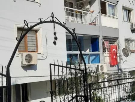 İzmir Karabağlar Akevler De Hastane Yakı 3 1 Arakat Apartment For Sale