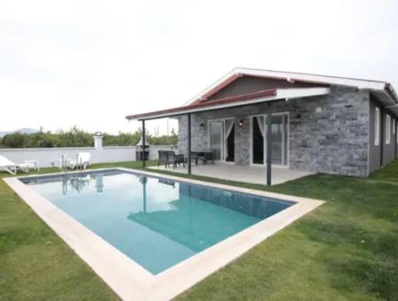 Newly Furnished 3 1 Luxury House With Swimming Pool On 2.000 M2 Land In Muğla Ortaca Karadonlar For Sale