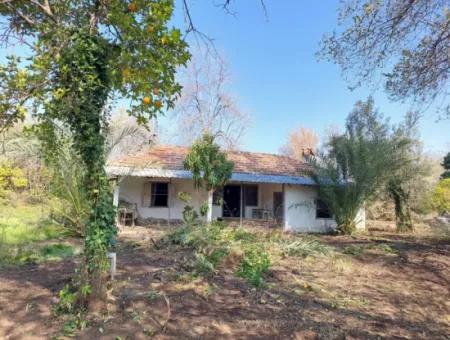 Village House For Sale On A 1.800 M2 Detached Plot In Ortaca Okçular