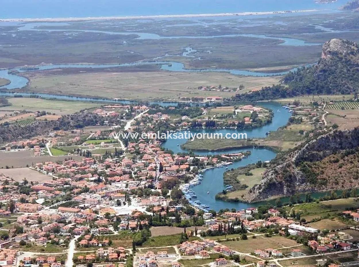 Ortaca Dalyan Merkezde 1500 M2 Konut Ve Otel İmarlı Arsa Satılık