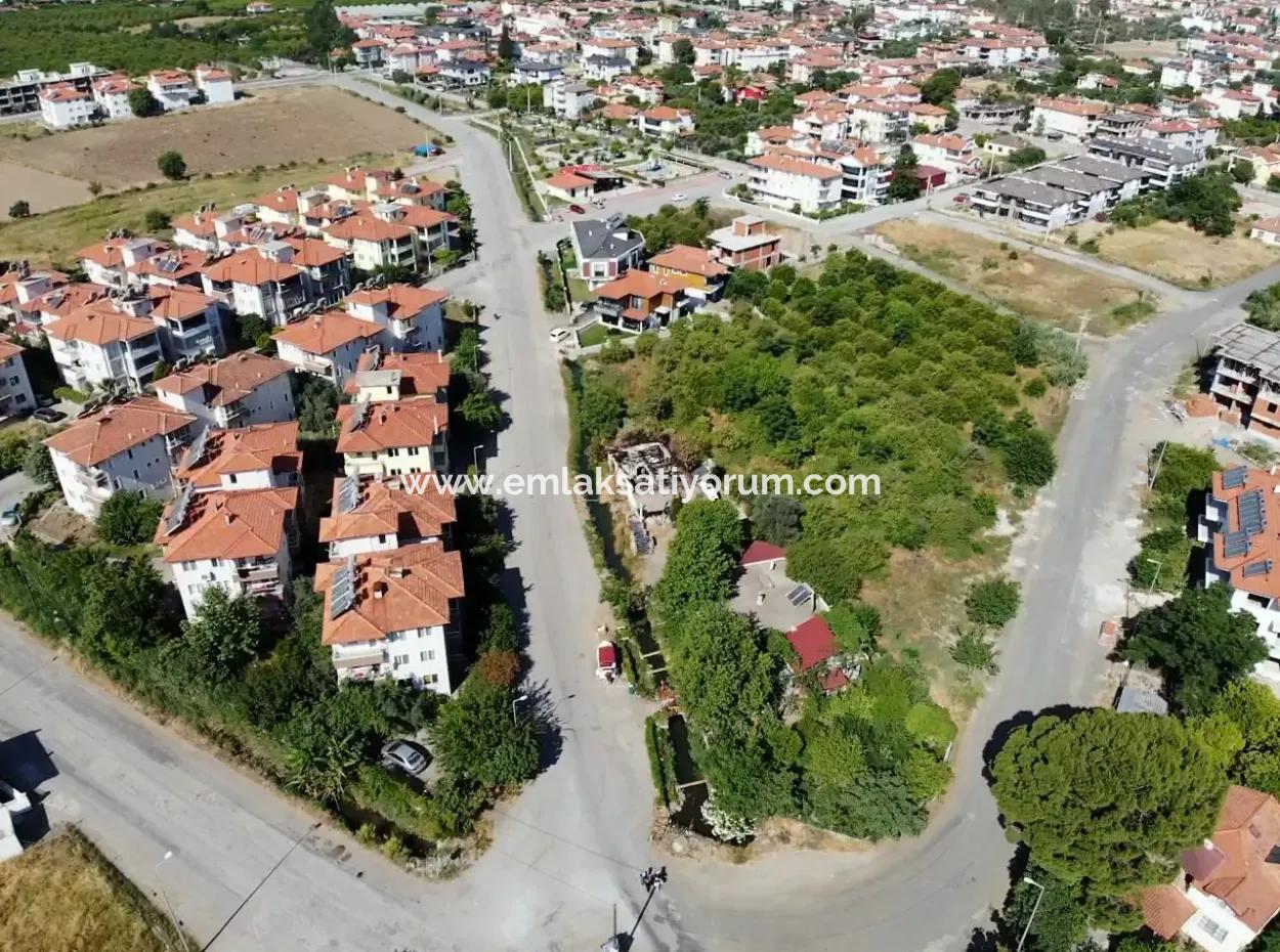 Merkezde 600 M2 Arsa Kiralık