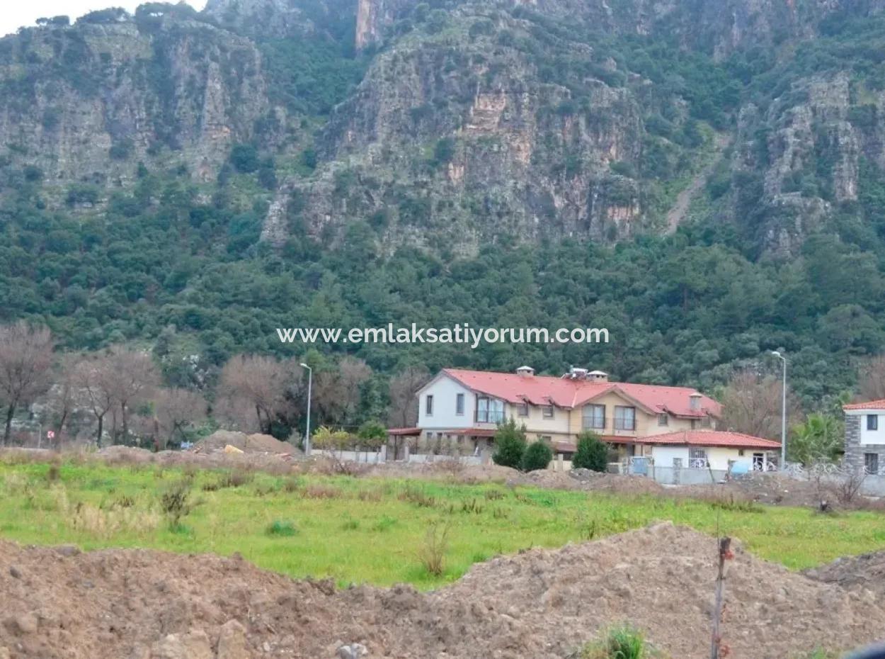 Dalyan Da Satılık Kanala Yakın Turizm İmarlı Arsa