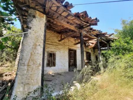 Muğla Ula Ataköyde Satılık Kelepir 725 M2 İmarlı Arsa Ve Köy Evi