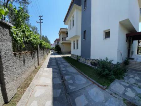 Muğla Dalamanda Yüzme Havuzlu Sitede Bakımlı 4+1 Tripleks Satılık