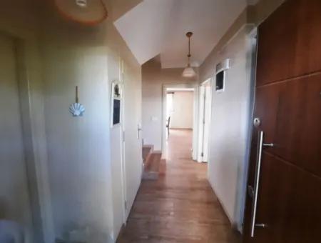 Muğla Ortaca Okçularda 200 M2 5+1 Yüzme Havuzlu Müstakil Eşyalı Villa Yıllık Kiralık