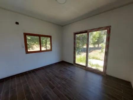 Muğla Dalyan Arıkbaşında 2+1 Eşyasız Kiralık Tek Katlı Müstakil Ev