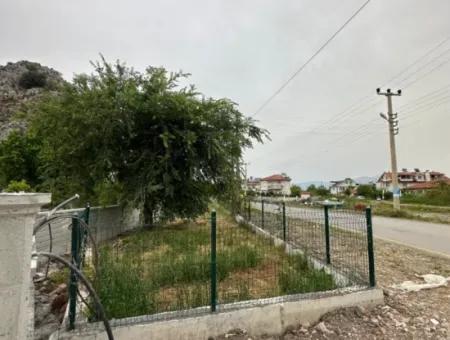 Dalyanda İztuzu Plajı Yolu Üzerinde 143 M2 Arsa Yıllık Kiralık