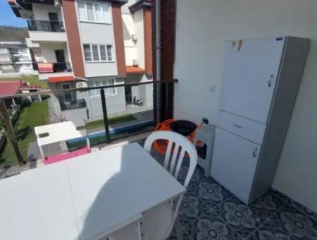 Ortaca Bahçelievler De Havuzlu 1+1  Eşyalı Daire Kiralık