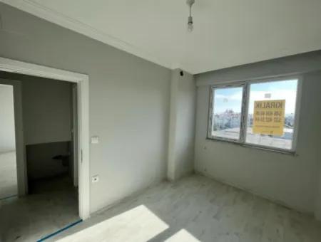 Ortaca Çarşı Merkezde Satılık 3+1 100M2 Daire.